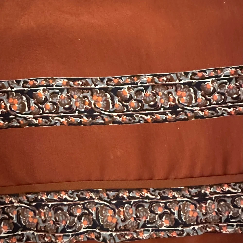 Tory Burch SILK Rust Brown Striped Floral Pattern tee Boho Size 4 (#)